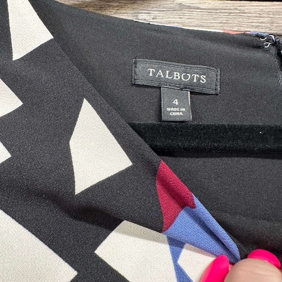 Talbots Geometric Black and White Sheath Mini Dress Crew Neck Short Sleeve - Picture 7 of 7